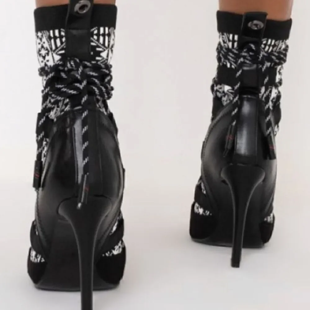 Stiletto Bootie Size 7.5 - Color- Black- White